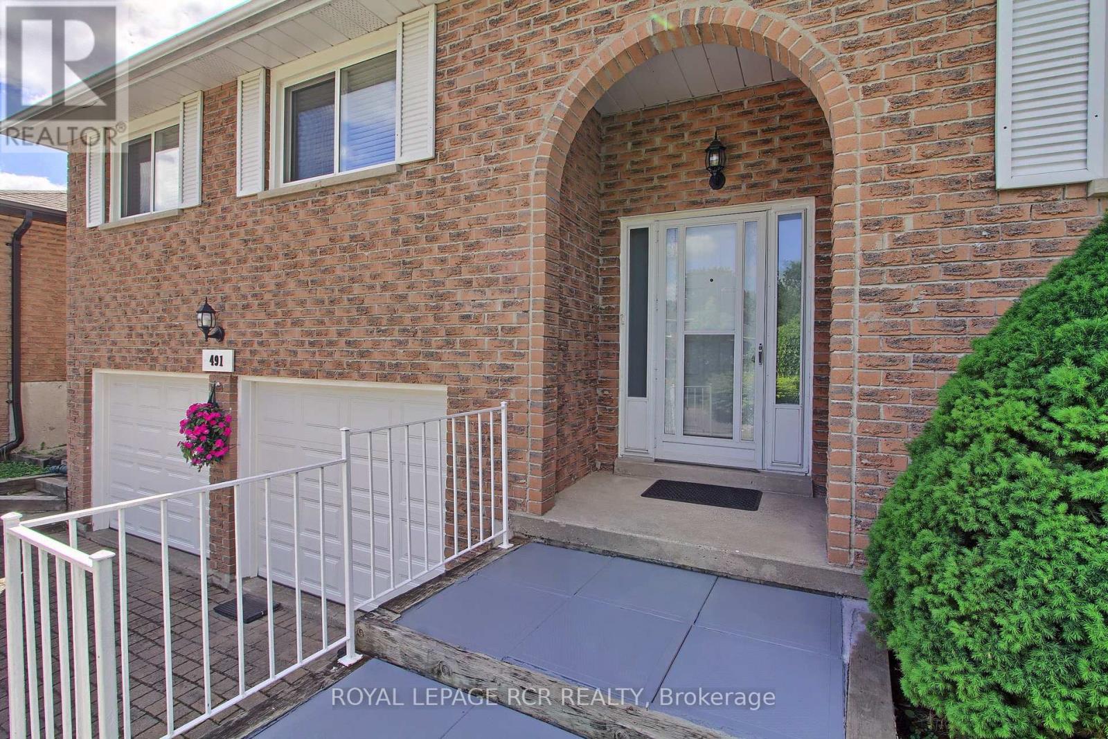 491 Maplegrove Avenue, Bradford West Gwillimbury, Ontario  L3Z 2W1 - Photo 5 - N13418622