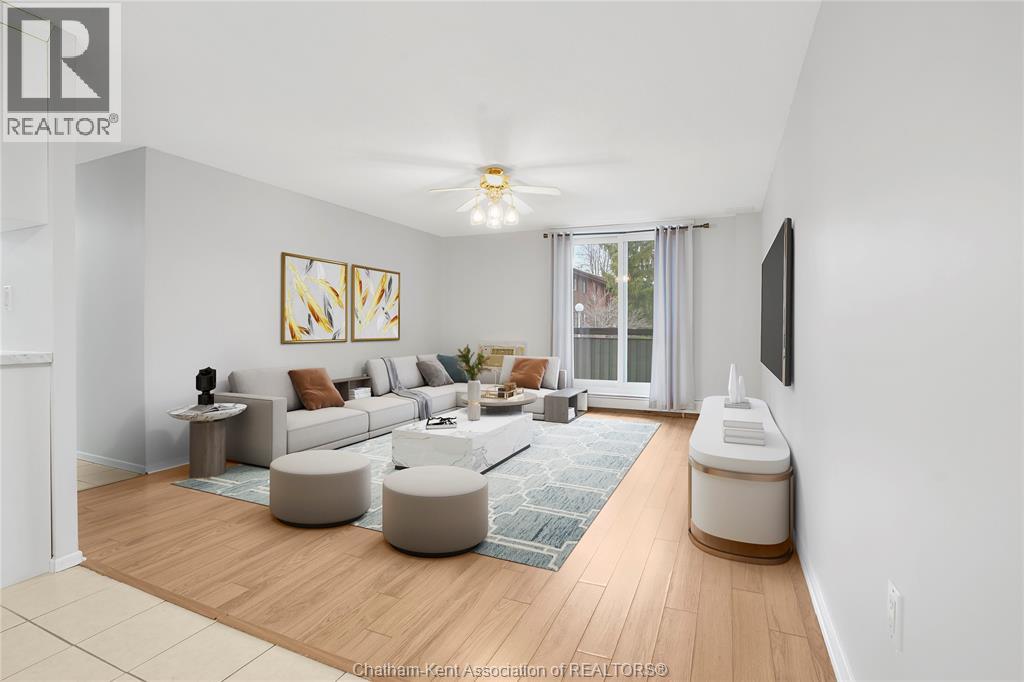 955 GRAND AVENUE West, Chatham, Ontario
