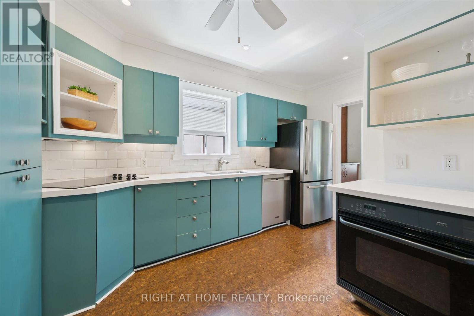 33 South Kingsway, Toronto, Ontario  M6S 3T2 - Photo 12 - W13418602