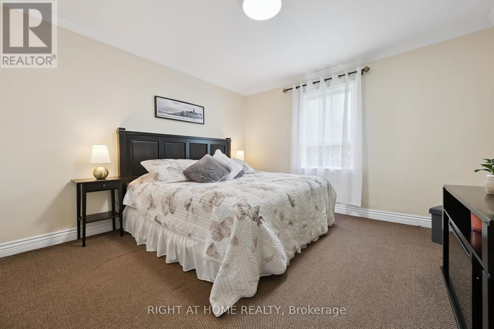 33 South Kingsway, Toronto, Ontario  M6S 3T2 - Photo 15 - W13418602