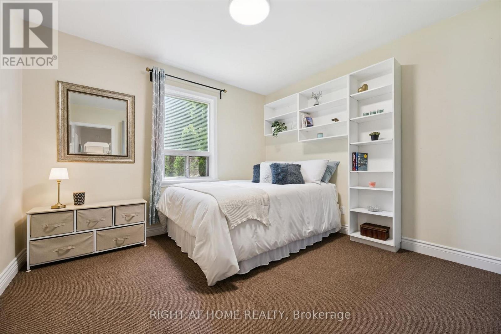 33 South Kingsway, Toronto, Ontario  M6S 3T2 - Photo 17 - W13418602
