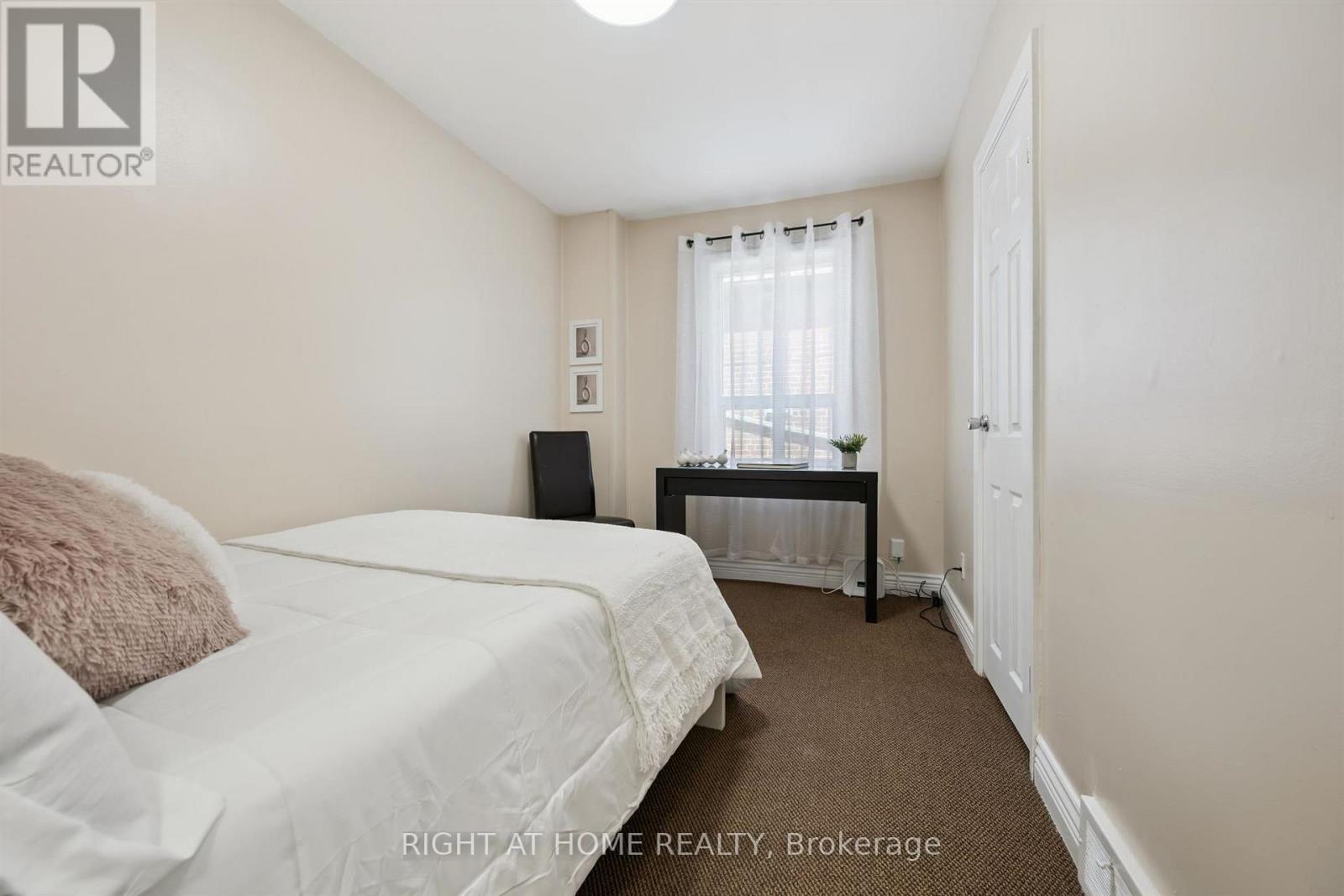 33 South Kingsway, Toronto, Ontario  M6S 3T2 - Photo 19 - W13418602