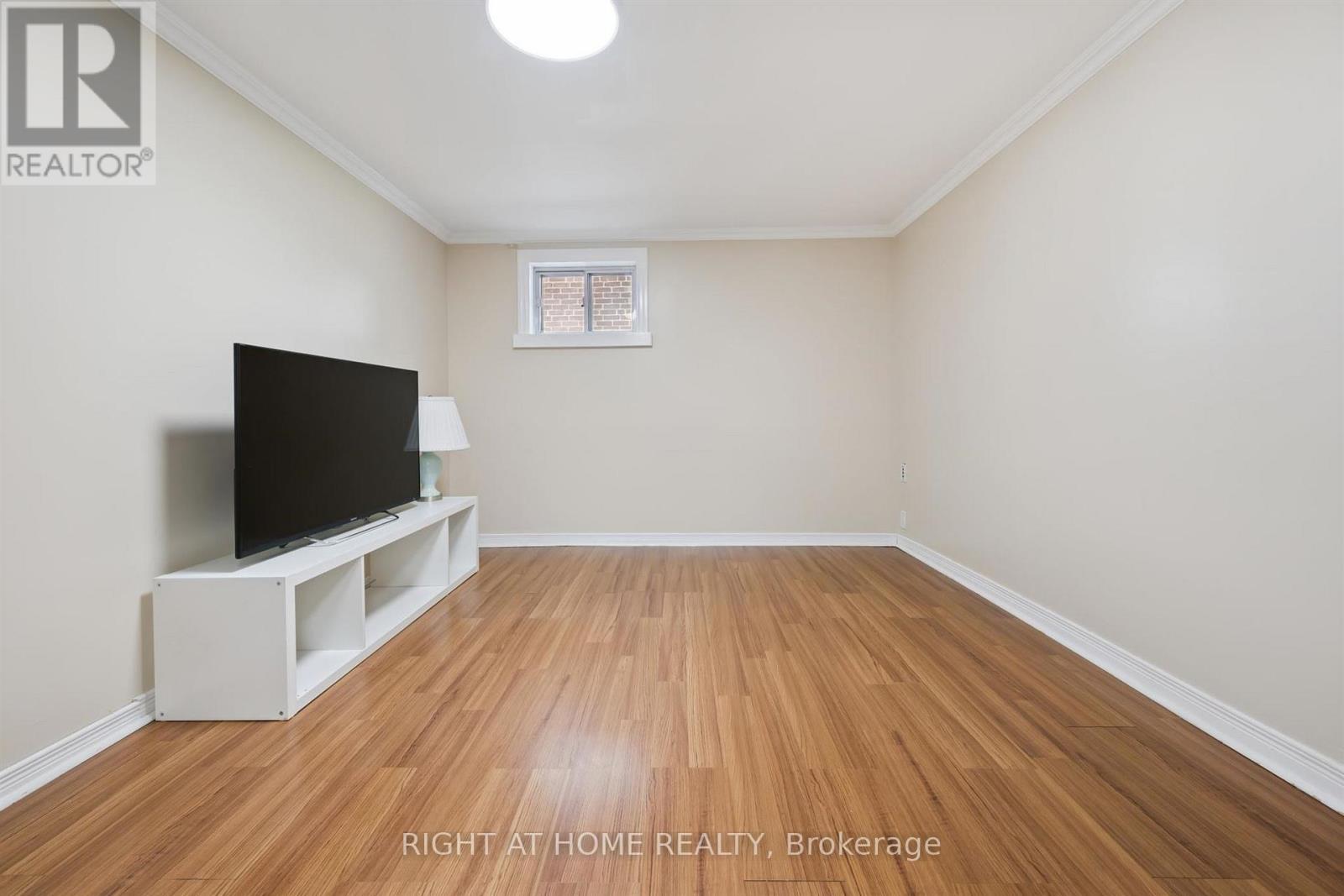 33 South Kingsway, Toronto, Ontario  M6S 3T2 - Photo 25 - W13418602