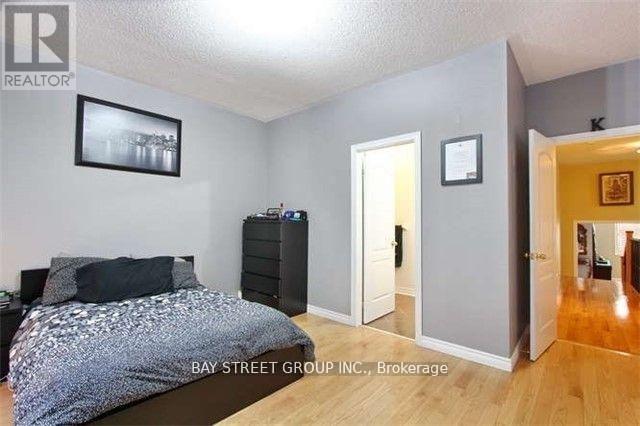 6 Everingham Circle, Brampton, Ontario  L6R 0R6 - Photo 11 - W13418628