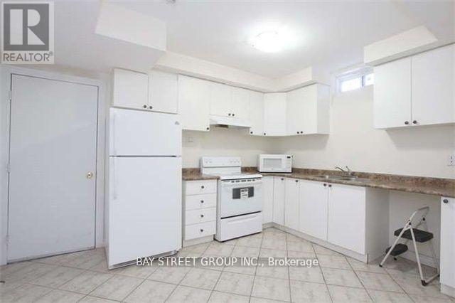 6 Everingham Circle, Brampton, Ontario  L6R 0R6 - Photo 21 - W13418628