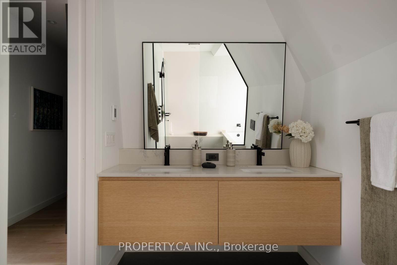 165 Lisgar Street, Toronto, Ontario  M6J 3G4 - Photo 29 - C13414630