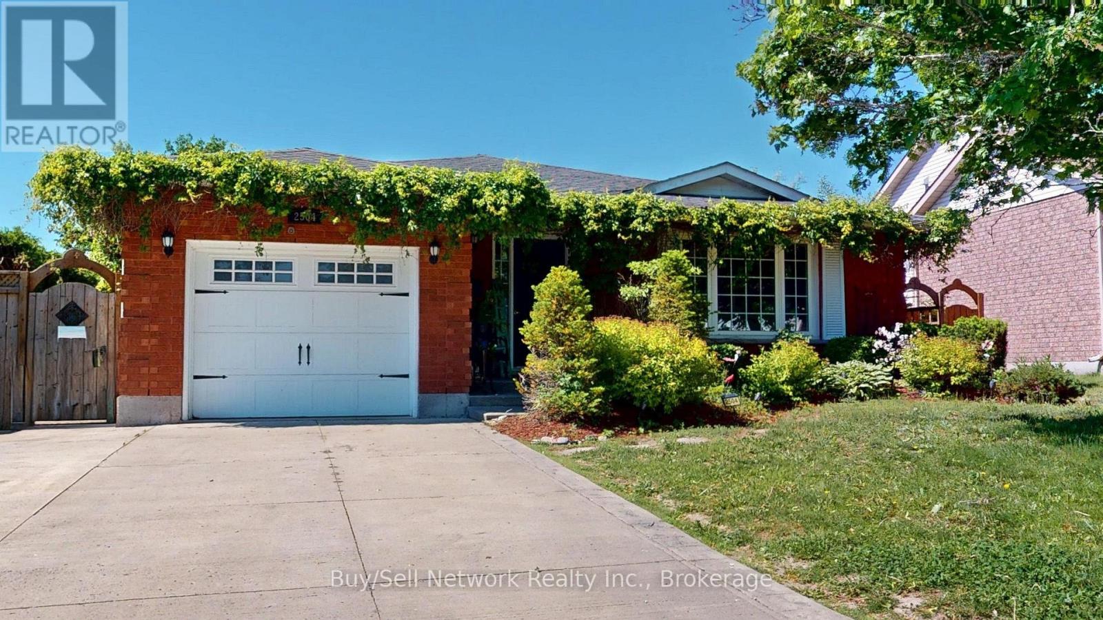 2504 IDYLLWOOD CRESCENT, Peterborough, Ontario