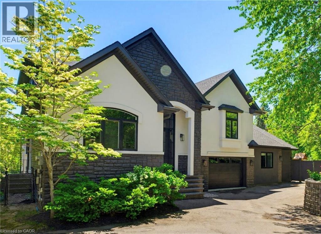 1316 DUNDAS Street, Burlington, Ontario
