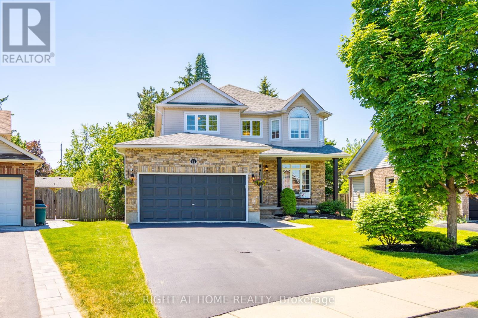 72 Beardmore Crescent, Halton Hills, Ontario  L7J 2Z1 - Photo 2 - W13414456