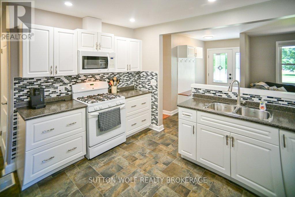 251 Front Street E, Strathroy-Caradoc, Ontario  N7G 1Z2 - Photo 13 - X13418742
