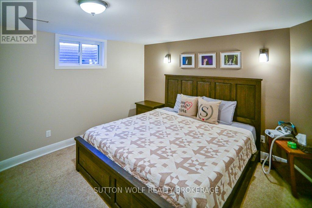 251 Front Street E, Strathroy-Caradoc, Ontario  N7G 1Z2 - Photo 23 - X13418742