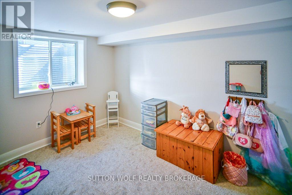 251 Front Street E, Strathroy-Caradoc, Ontario  N7G 1Z2 - Photo 30 - X13418742
