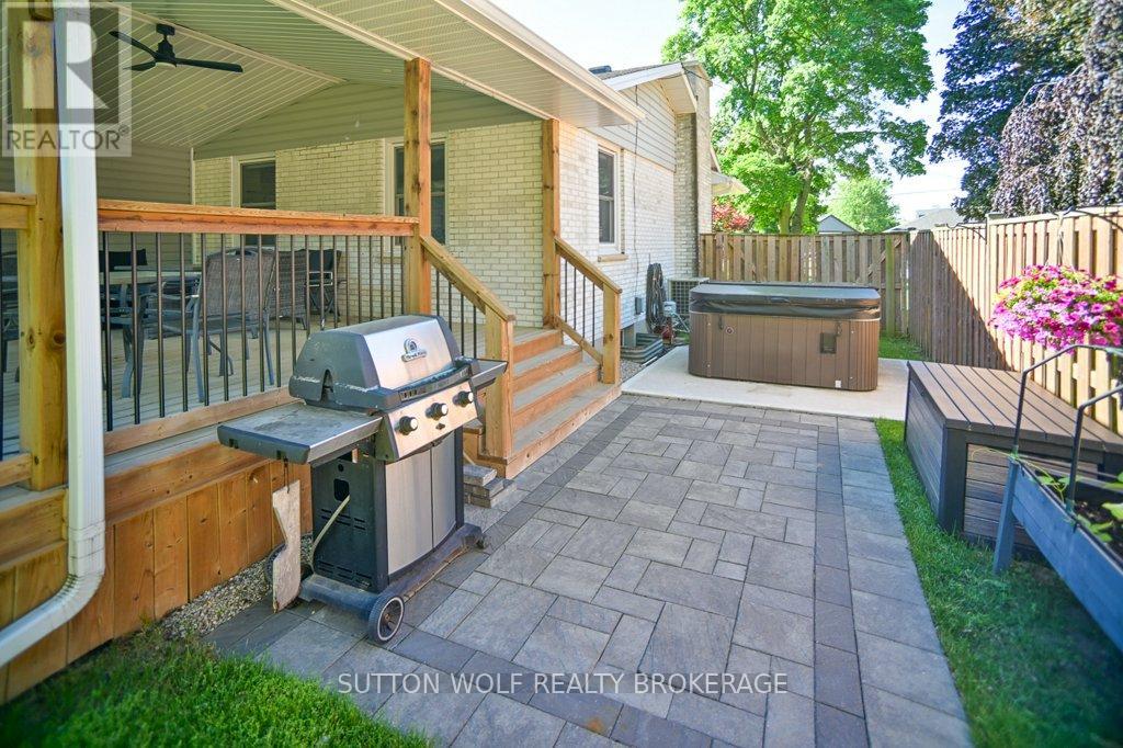 251 Front Street E, Strathroy-Caradoc, Ontario  N7G 1Z2 - Photo 39 - X13418742