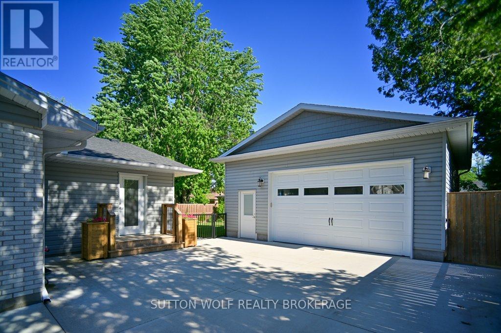 251 Front Street E, Strathroy-Caradoc, Ontario  N7G 1Z2 - Photo 43 - X13418742