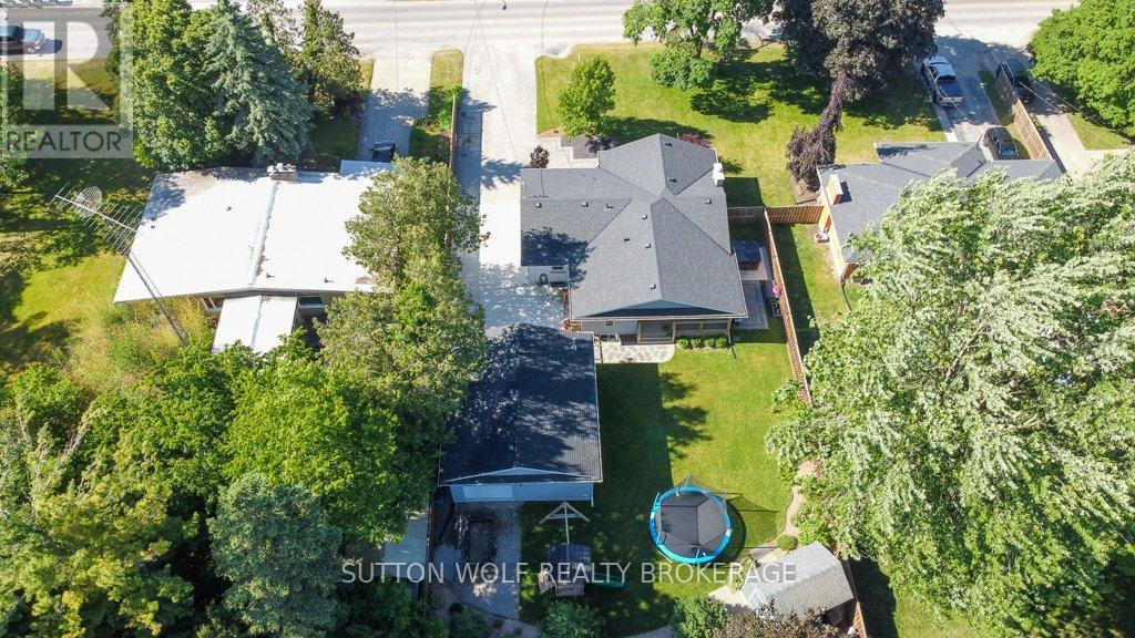 251 Front Street E, Strathroy-Caradoc, Ontario  N7G 1Z2 - Photo 46 - X13418742