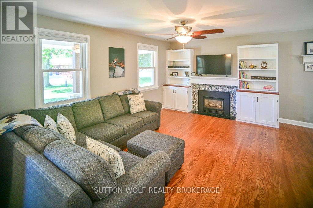 251 Front Street E, Strathroy-Caradoc, Ontario  N7G 1Z2 - Photo 5 - X13418742