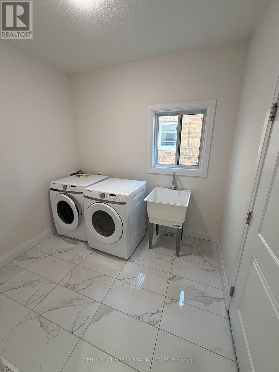 Upper - 2910 Biddulph Street, London South, Ontario  N6L 0A8 - Photo 10 - X13418788