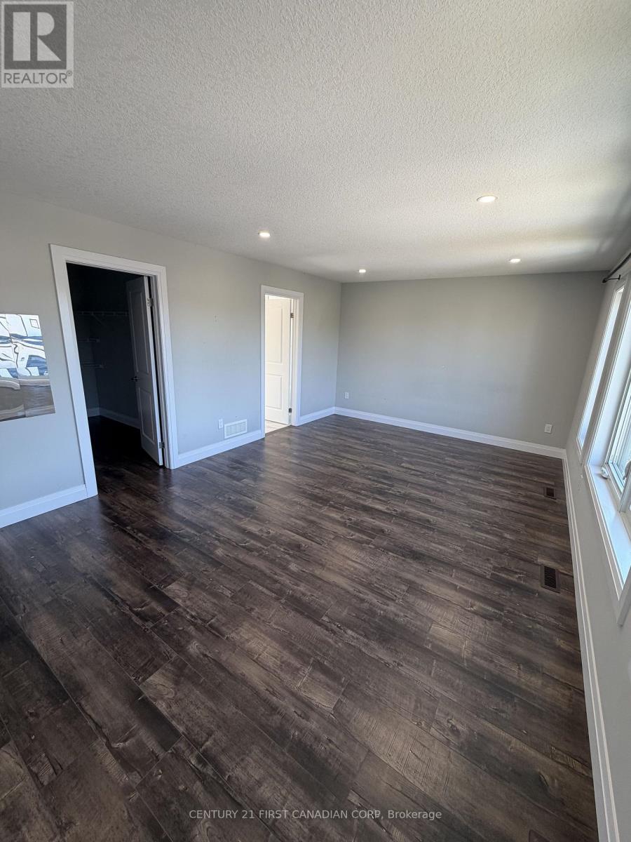 Upper - 2910 Biddulph Street, London South, Ontario  N6L 0A8 - Photo 14 - X13418788