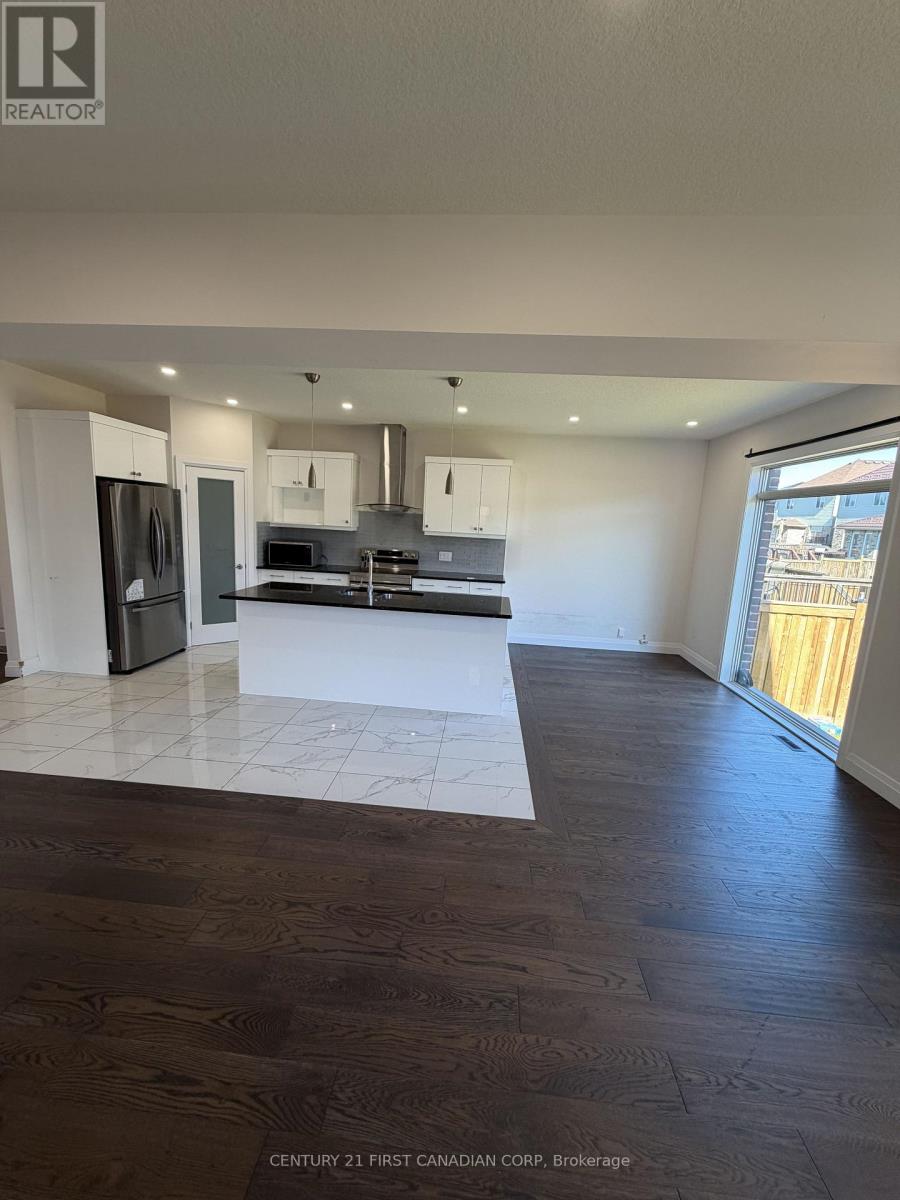 Upper - 2910 Biddulph Street, London South, Ontario  N6L 0A8 - Photo 8 - X13418788
