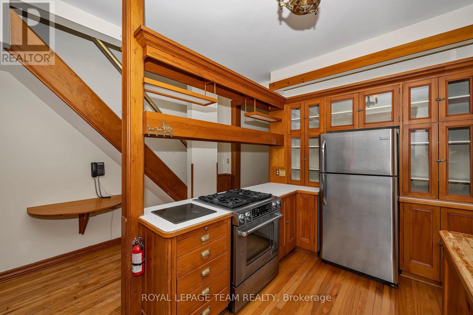 537 Gilmour Street, Ottawa, Ontario  K1R 5L5 - Photo 12 - X13418814