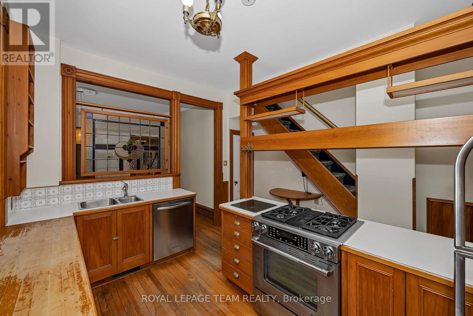 537 Gilmour Street, Ottawa, Ontario  K1R 5L5 - Photo 13 - X13418814