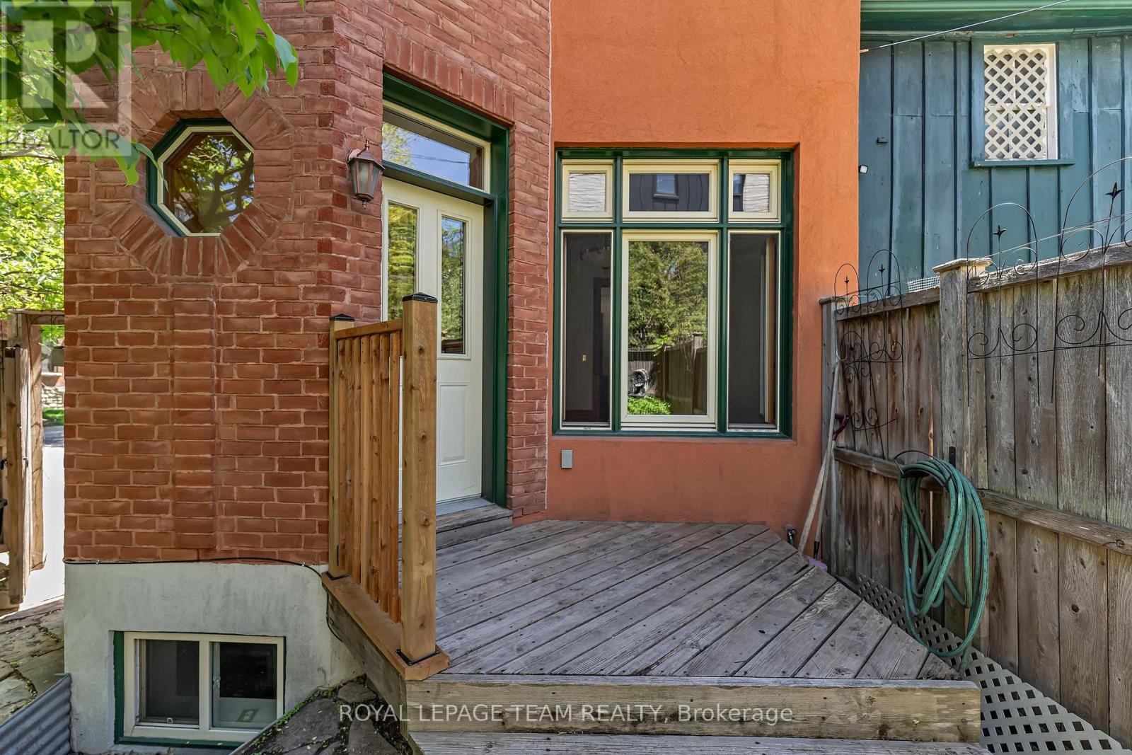 537 Gilmour Street, Ottawa, Ontario  K1R 5L5 - Photo 38 - X13418814