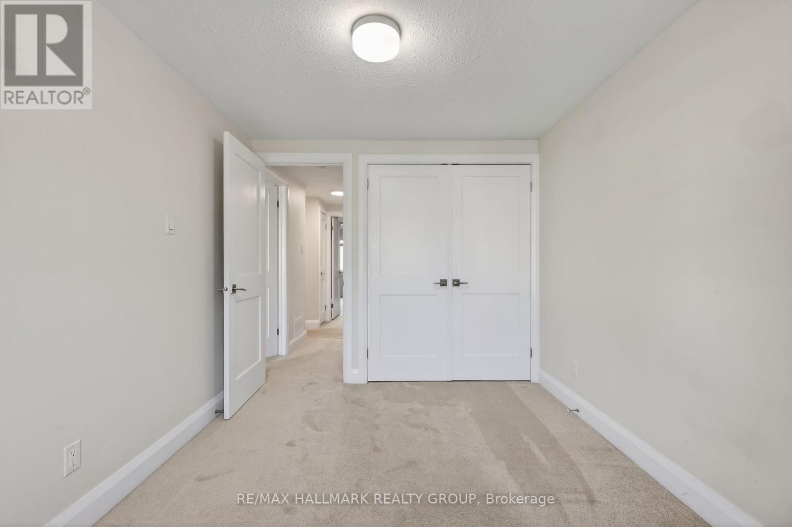 1551 Hoskins Crescent, Ottawa, Ontario  K1C 2G3 - Photo 19 - X13418894
