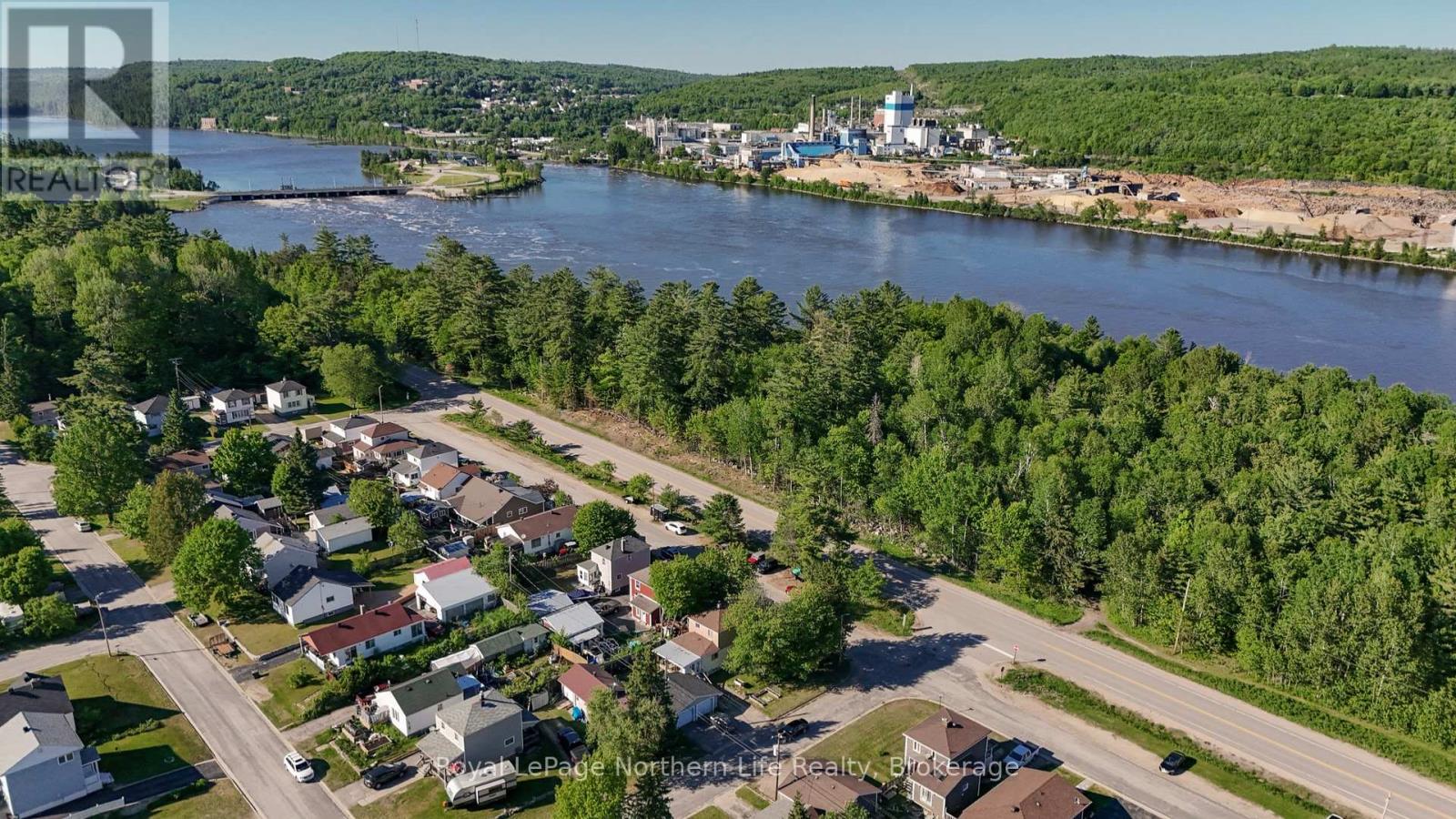 32 Pine Street, Unorganized Townships, Ontario  P0H 2J0 - Photo 31 - X13414142