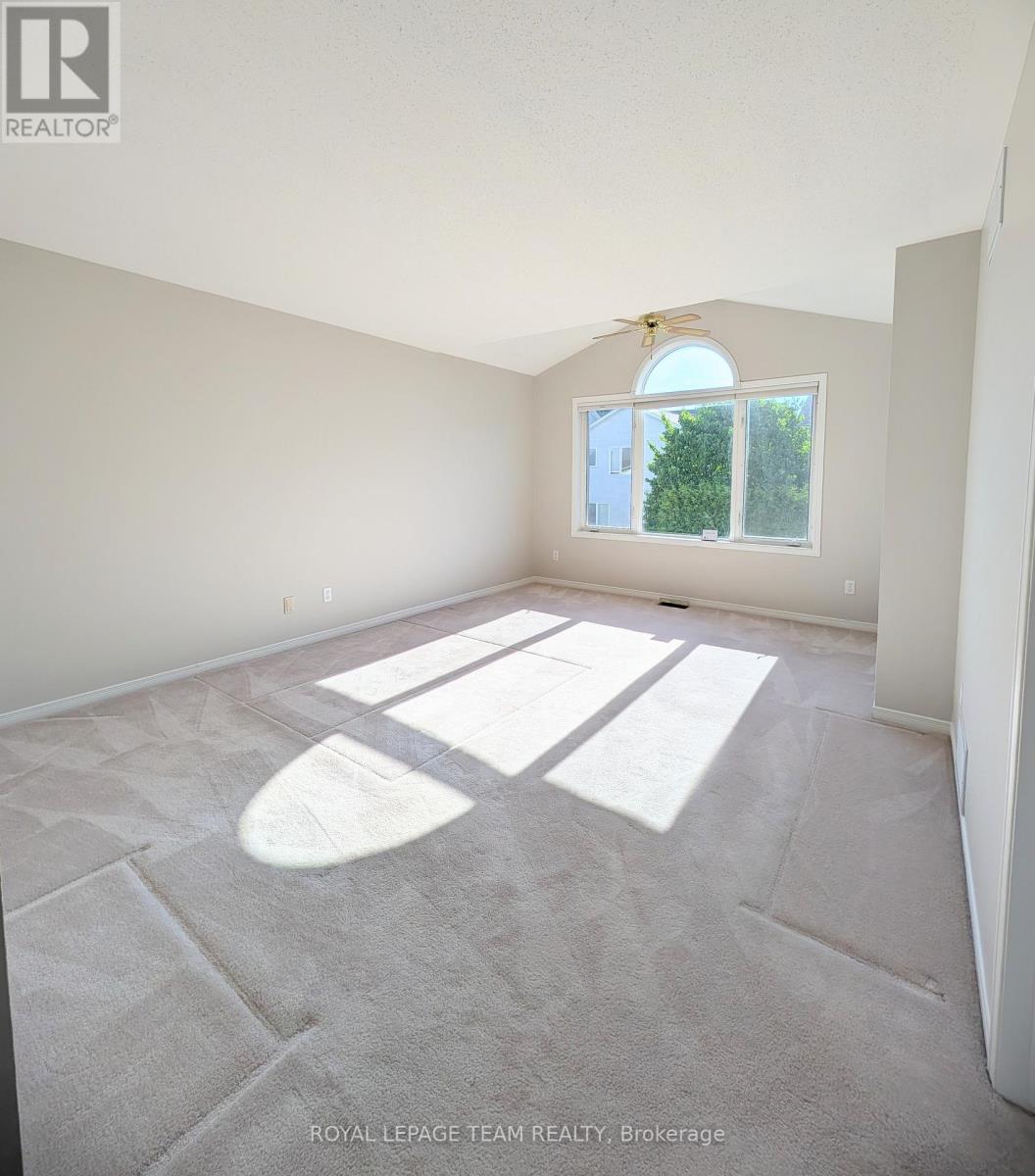 90 Moresby Drive, Ottawa, Ontario  K2M 2J6 - Photo 2 - X12915042