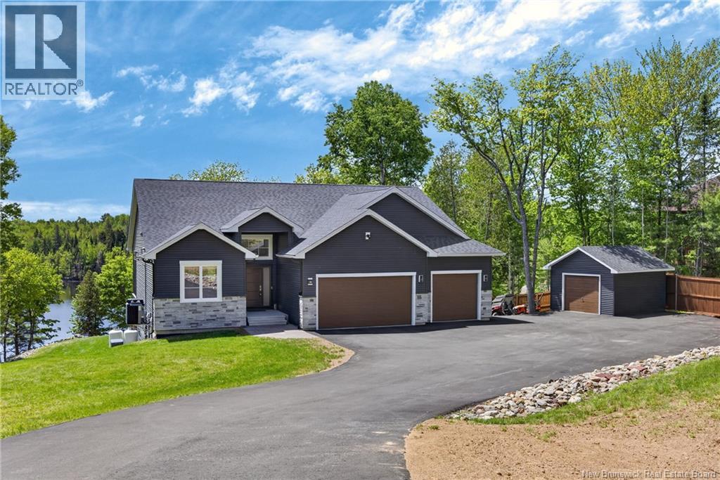 88 Woodmere Drive, Upper Kingsclear, New Brunswick
