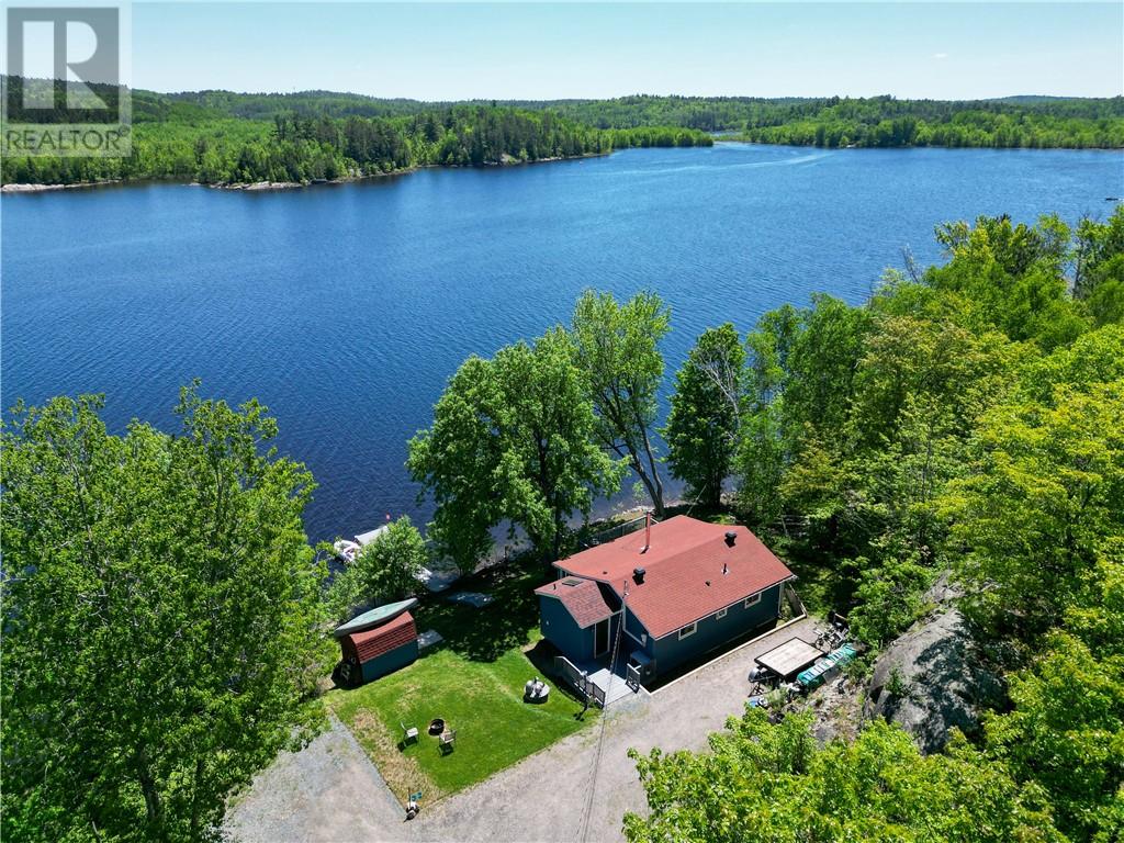 30 Anna Road, Whitefish, Ontario