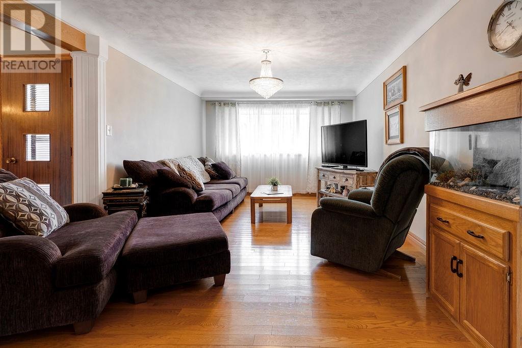 1493 Gemmell Street, Greater Sudbury, Ontario  P3A 1H2 - Photo 6 - 2128300