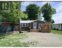 8 Wildwood DR, Heyden, Ontario
