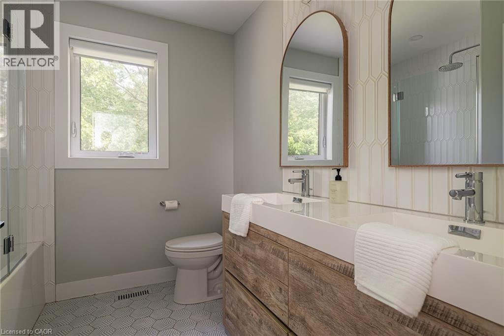 323 Calvington Place, Waterloo, Ontario N2T 1P9 - Photo 25 - 40837381