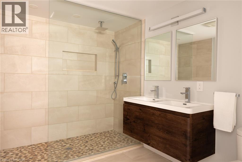 323 Calvington Place, Waterloo, Ontario N2T 1P9 - Photo 31 - 40837381