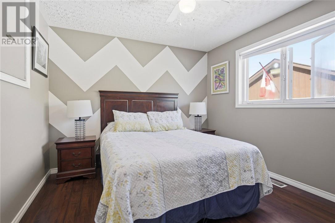 143 First Avenue N, Levack, Ontario  P0M 2C0 - Photo 12 - 2128412