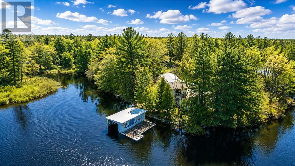475 North Shore Road, St. Charles, Ontario