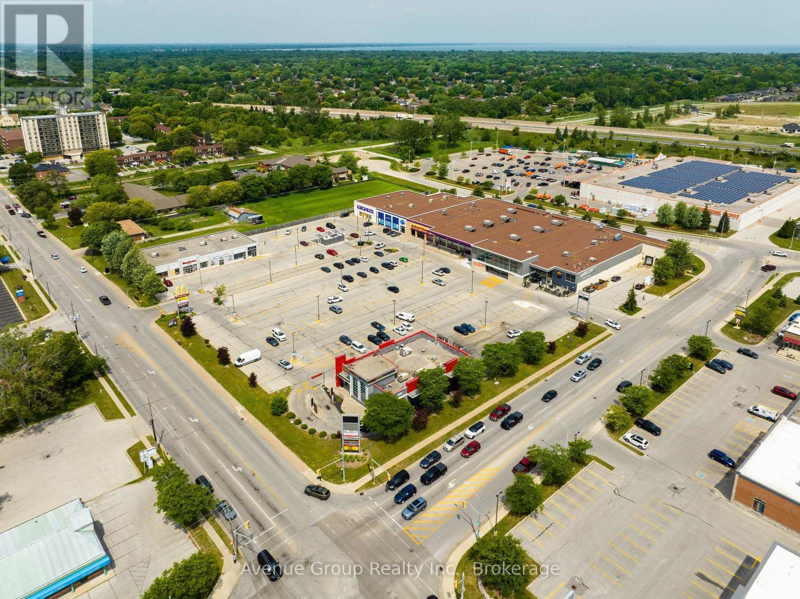 1330 EXMOUTH STREET, Sarnia, Ontario