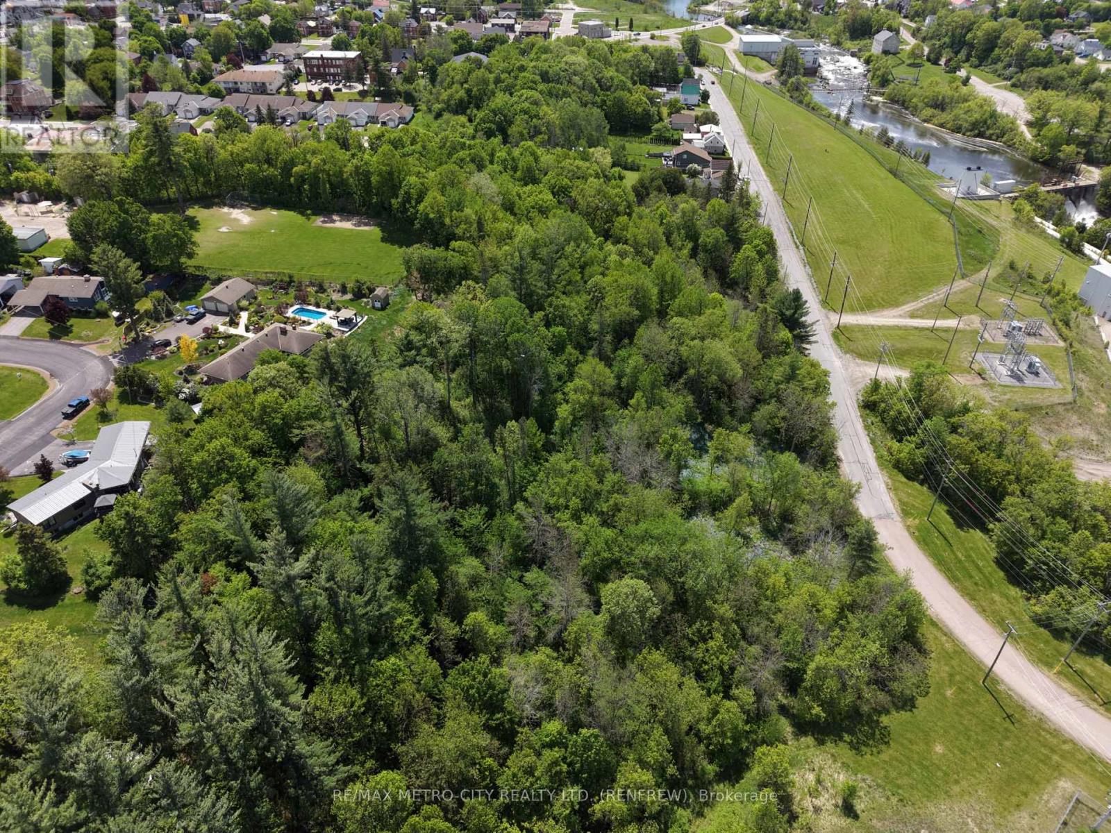 Lot 2 Mutual Avenue, Renfrew, Ontario  K7V 3R4 - Photo 8 - X13215668