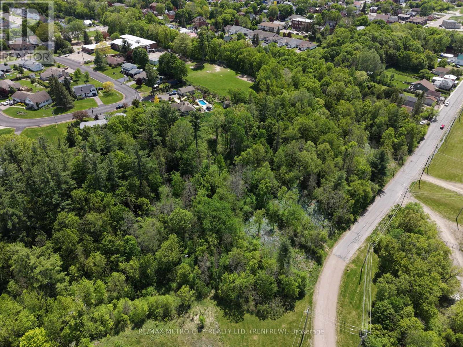 Lot 2 Mutual Avenue, Renfrew, Ontario  K7V 3R4 - Photo 9 - X13215668