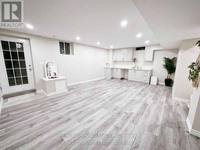 Basement - 19 Yvette Street Nw, Whitby, Ontario  L1P 0G8 - Photo 8 - E13418780
