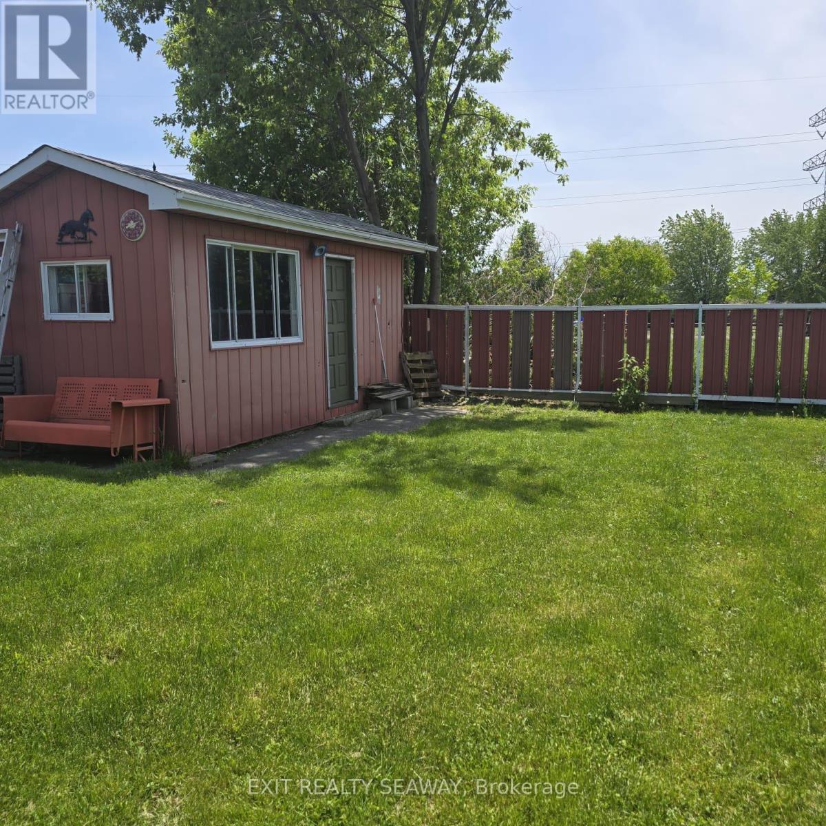 320 Balmoral Avenue, Cornwall, Ontario  K6H 3G7 - Photo 2 - X13418774
