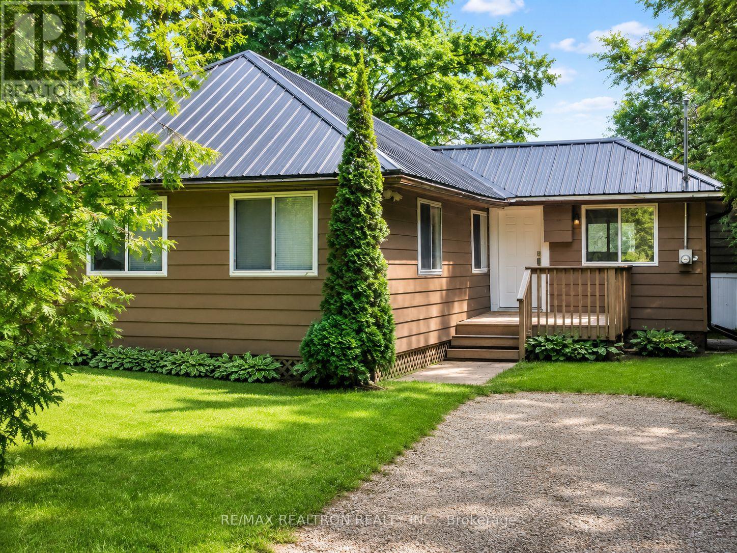 4705 Anderson Avenue, Ramara, Ontario  L3V 6H7 - Photo 1 - S13418760