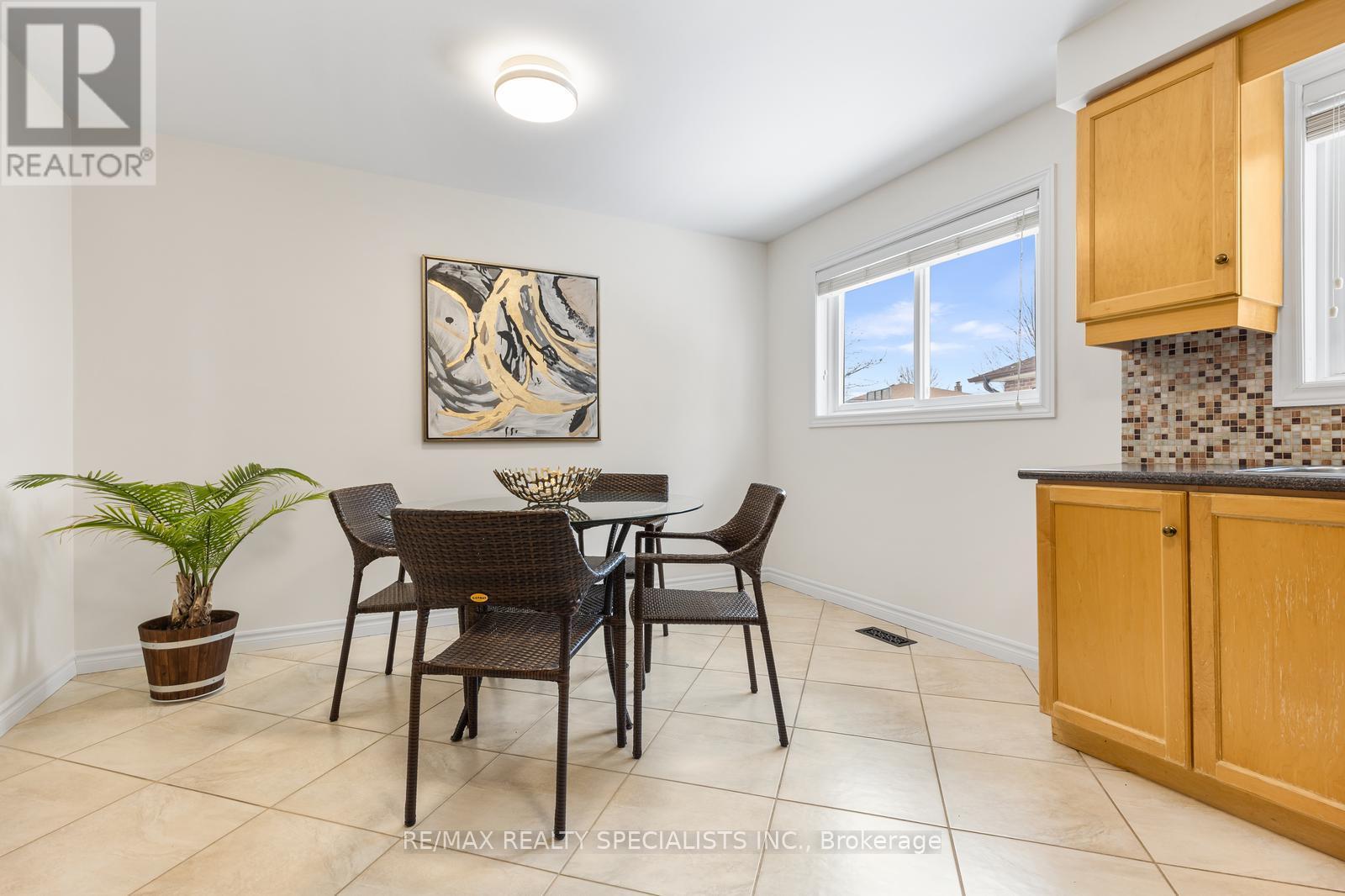 100 Princeton Terrace, Brampton, Ontario  L6S 3S9 - Photo 16 - W13418724