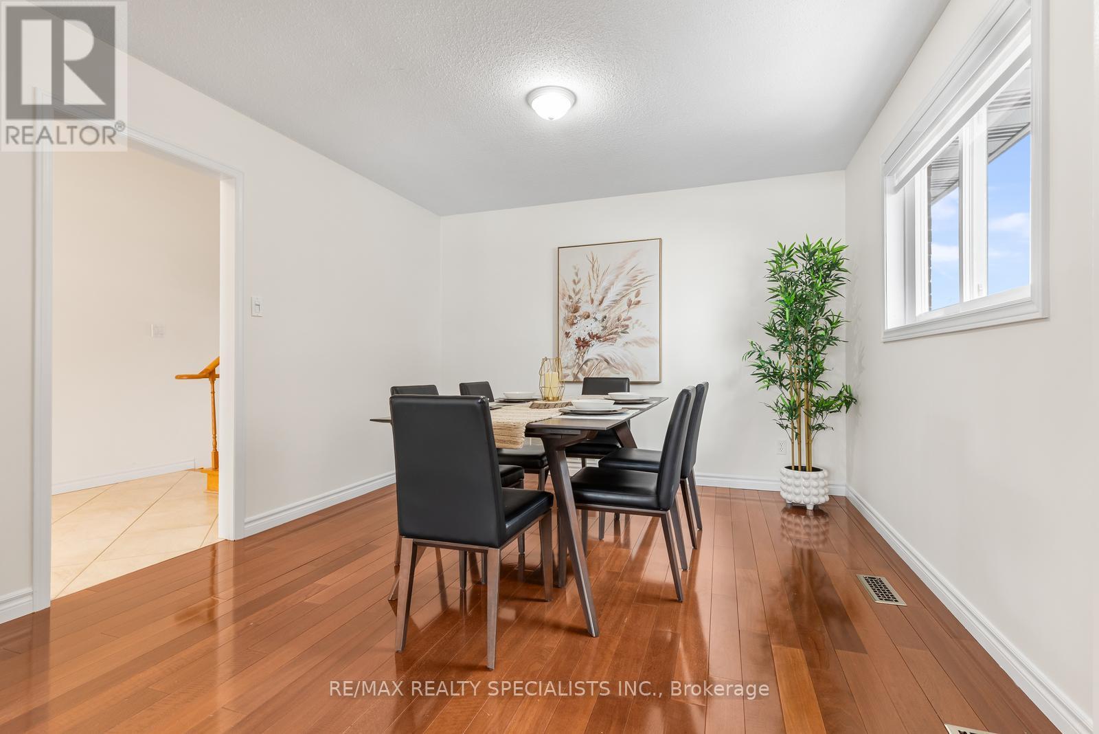 100 Princeton Terrace, Brampton, Ontario  L6S 3S9 - Photo 8 - W13418724