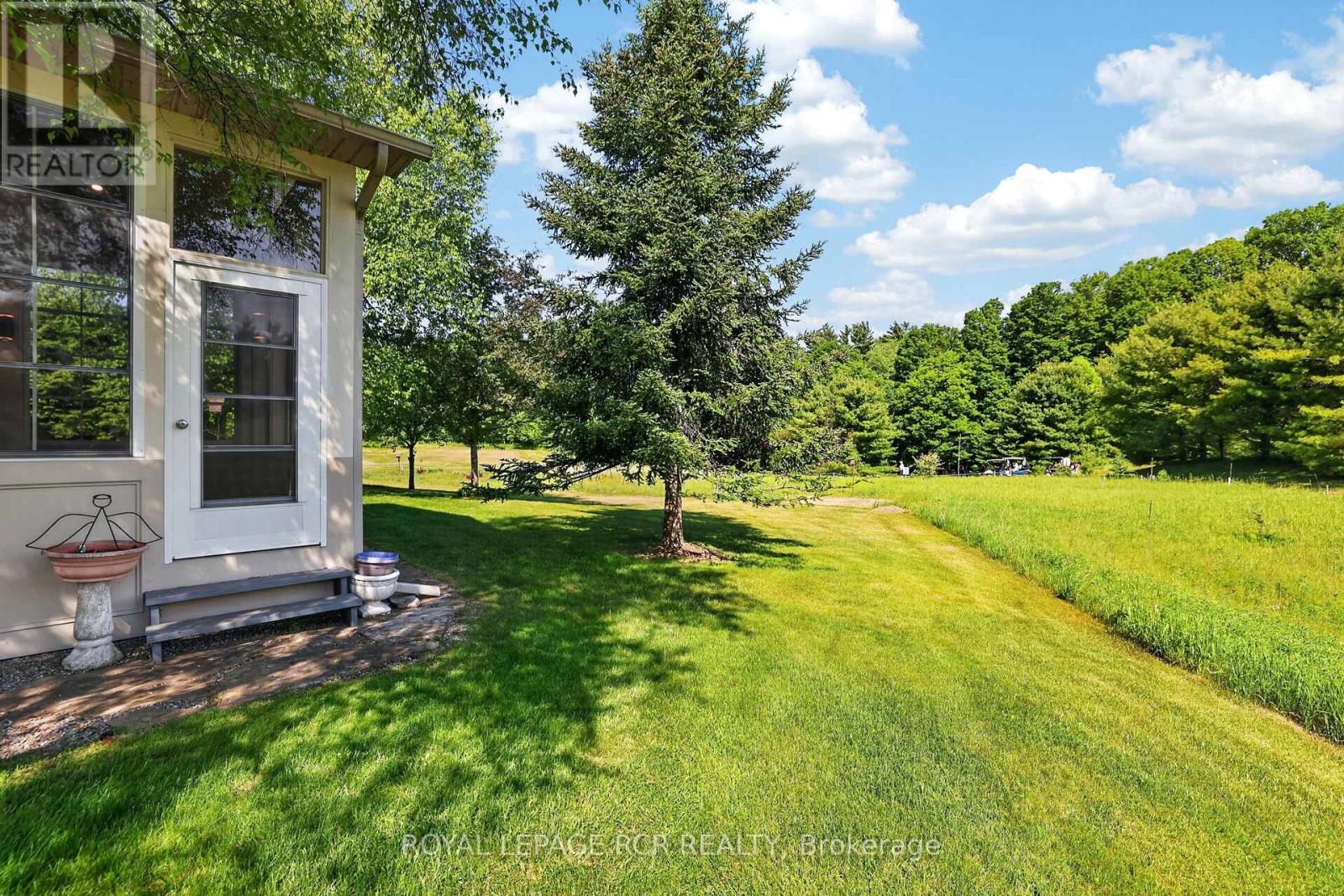 2-28 Reddington Drive, Caledon, Ontario L7E 0E4 - Photo 39 - W12904404