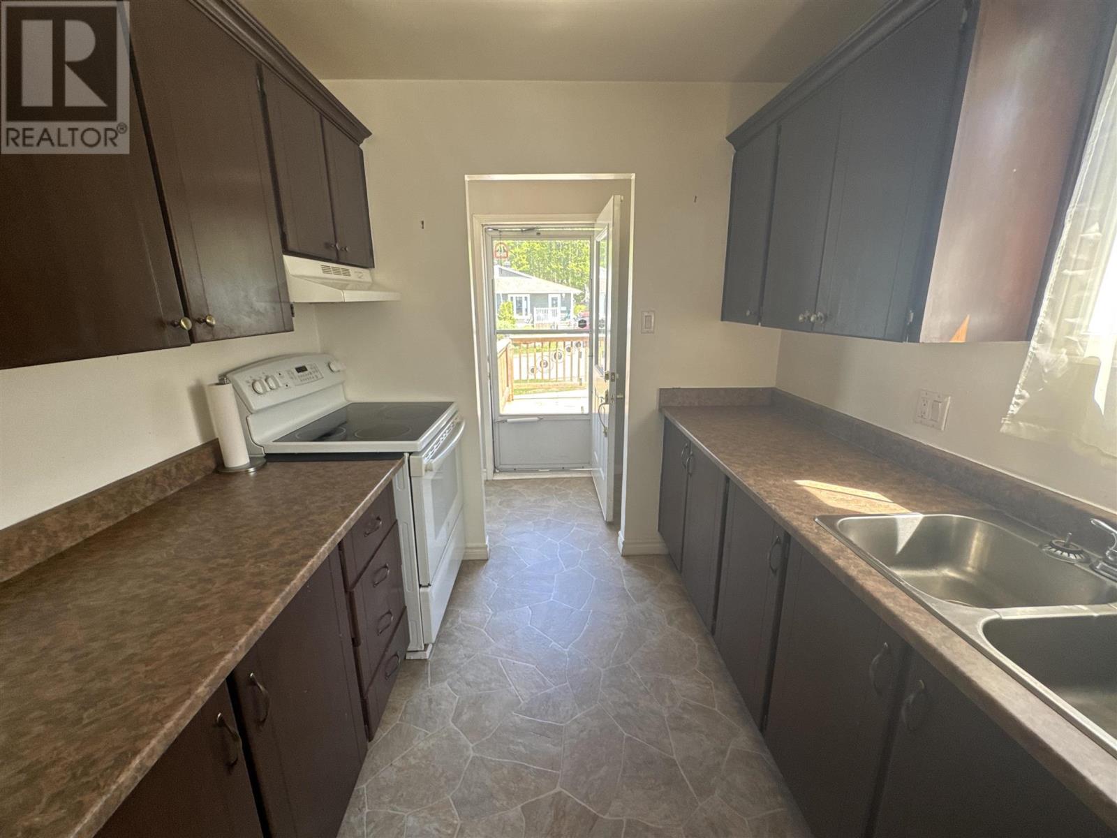 29 Colwill Dr, Elliot Lake, Ontario  P5A 2Z6 - Photo 12 - SM261261
