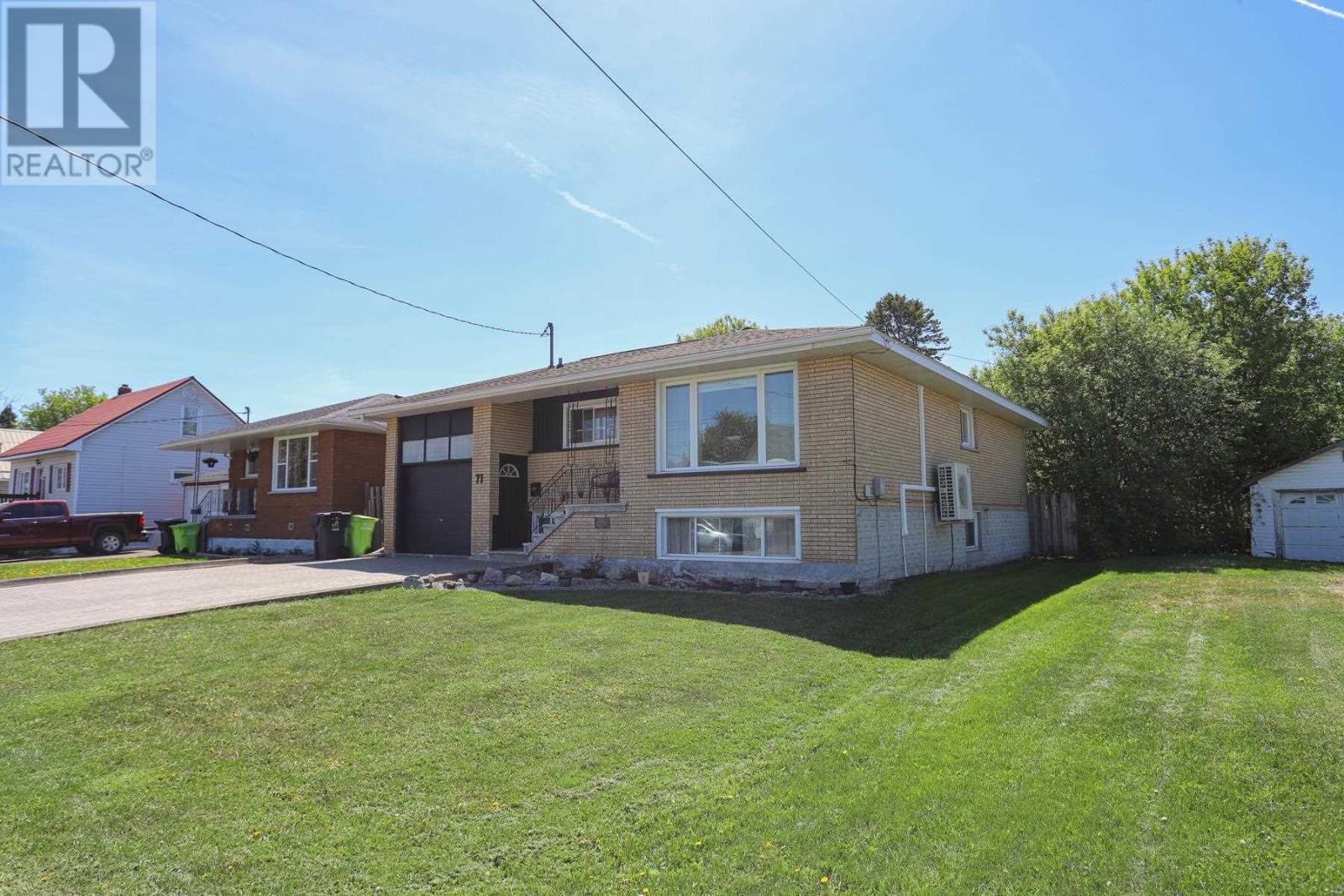 71 Prentice Ave, Sault Ste. Marie, Ontario  P6C 4P6 - Photo 3 - SM261314