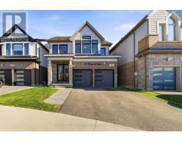 8 PINNACLE COURT, Hamilton, Ontario
