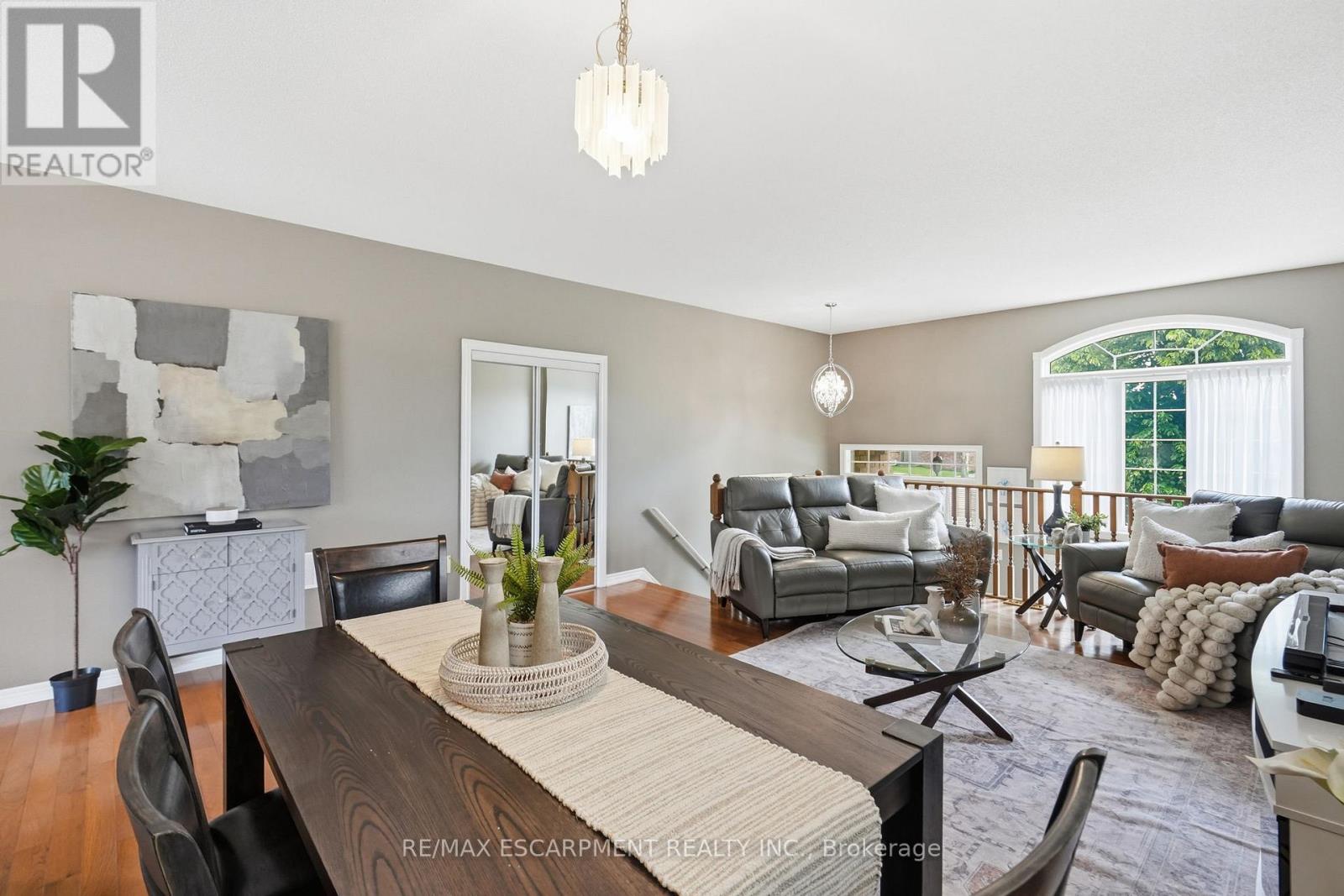 4869 Cherrywood Drive, Lincoln, Ontario  L3J 0G3 - Photo 5 - X13418882